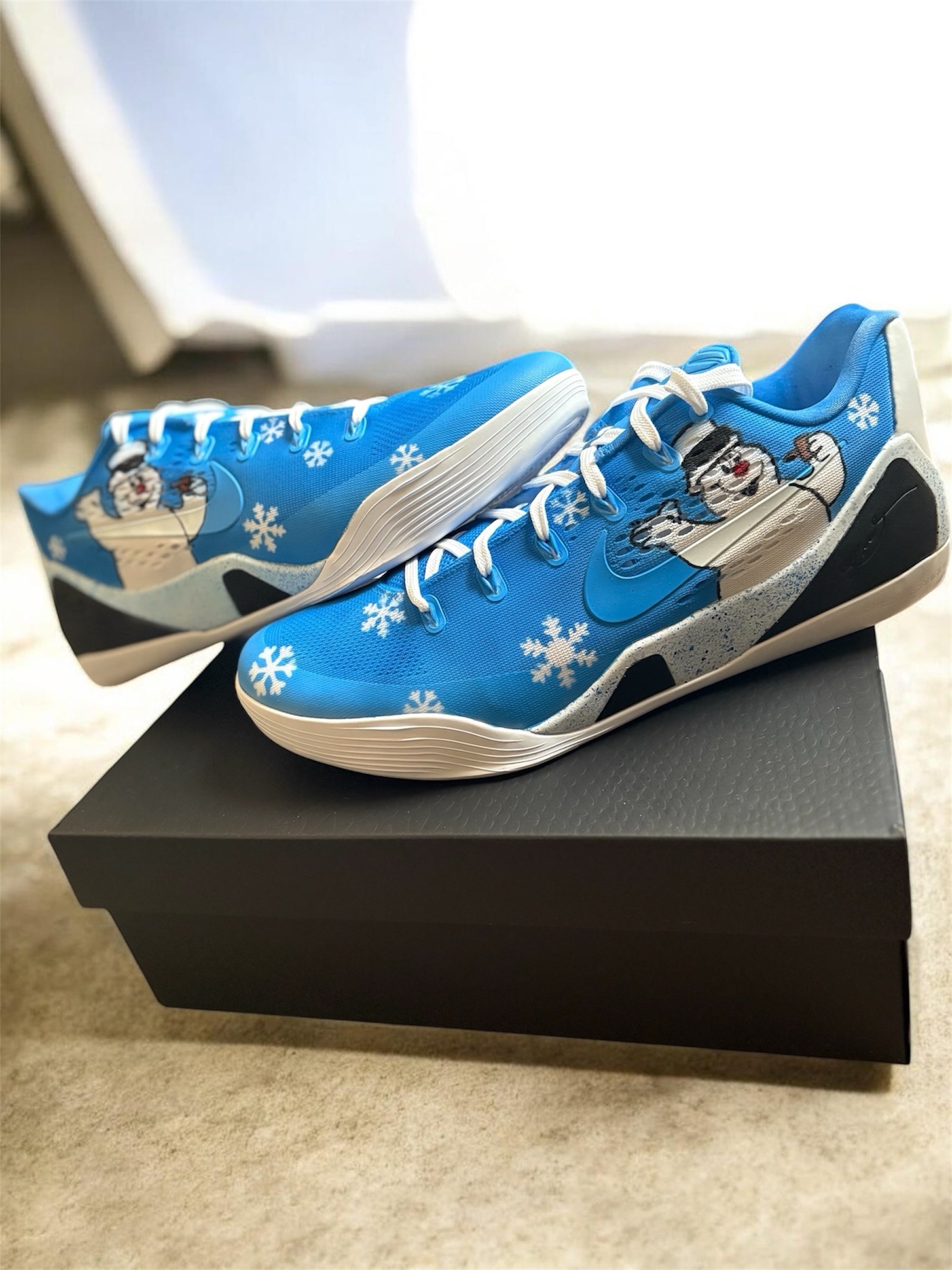 Custom “Frosty” Kobe 8s